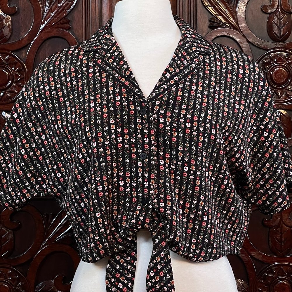 TOPSHOP Front Tie Floral Print Shirt